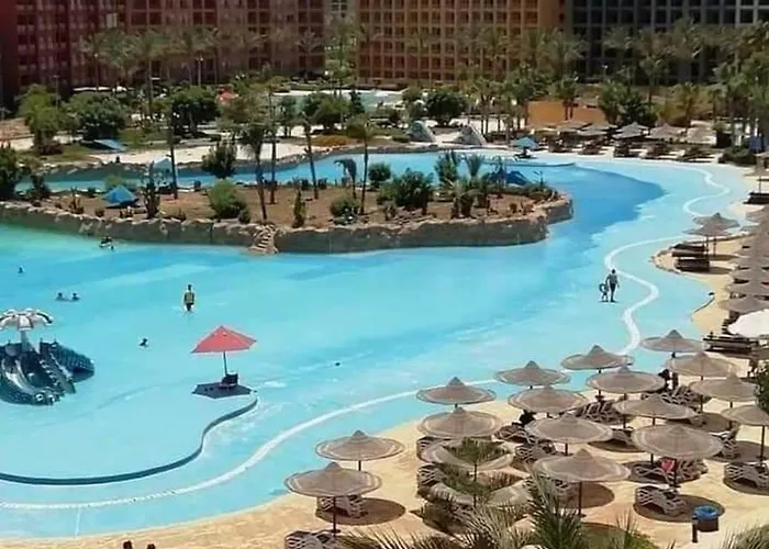 تمتع بالإقامة في شاليه فندقي بمنتجع جولف بورتو مارينا الساحل الشمالي العلمين - Enjoy Your Stay At Golf Porto Marina Resort El Alamein - North Cost